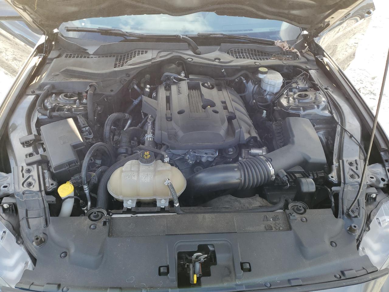 2018 Ford Mustang - Image 11