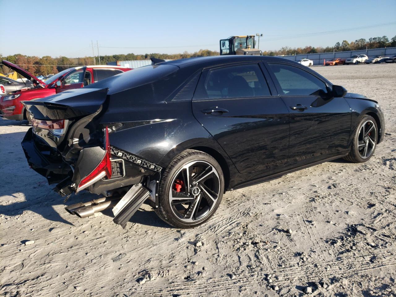 2023 Hyundai Elantra - Image 3