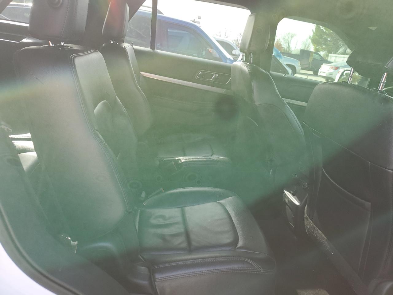 2018 Ford Explorer - Image 12