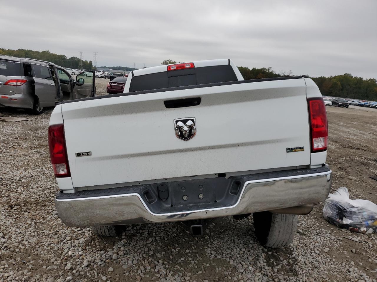 2017 RAM 1500 - Image 6