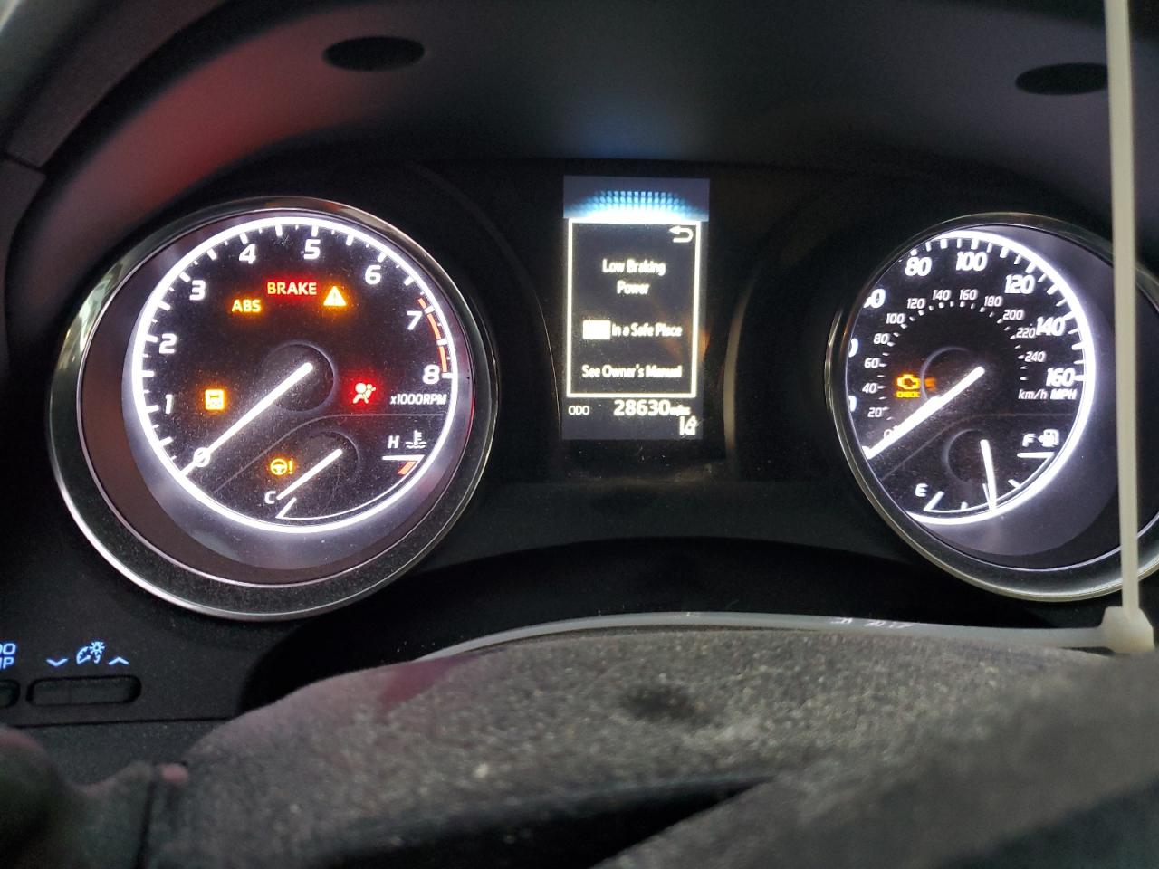 2019 Toyota Camry - Image 9