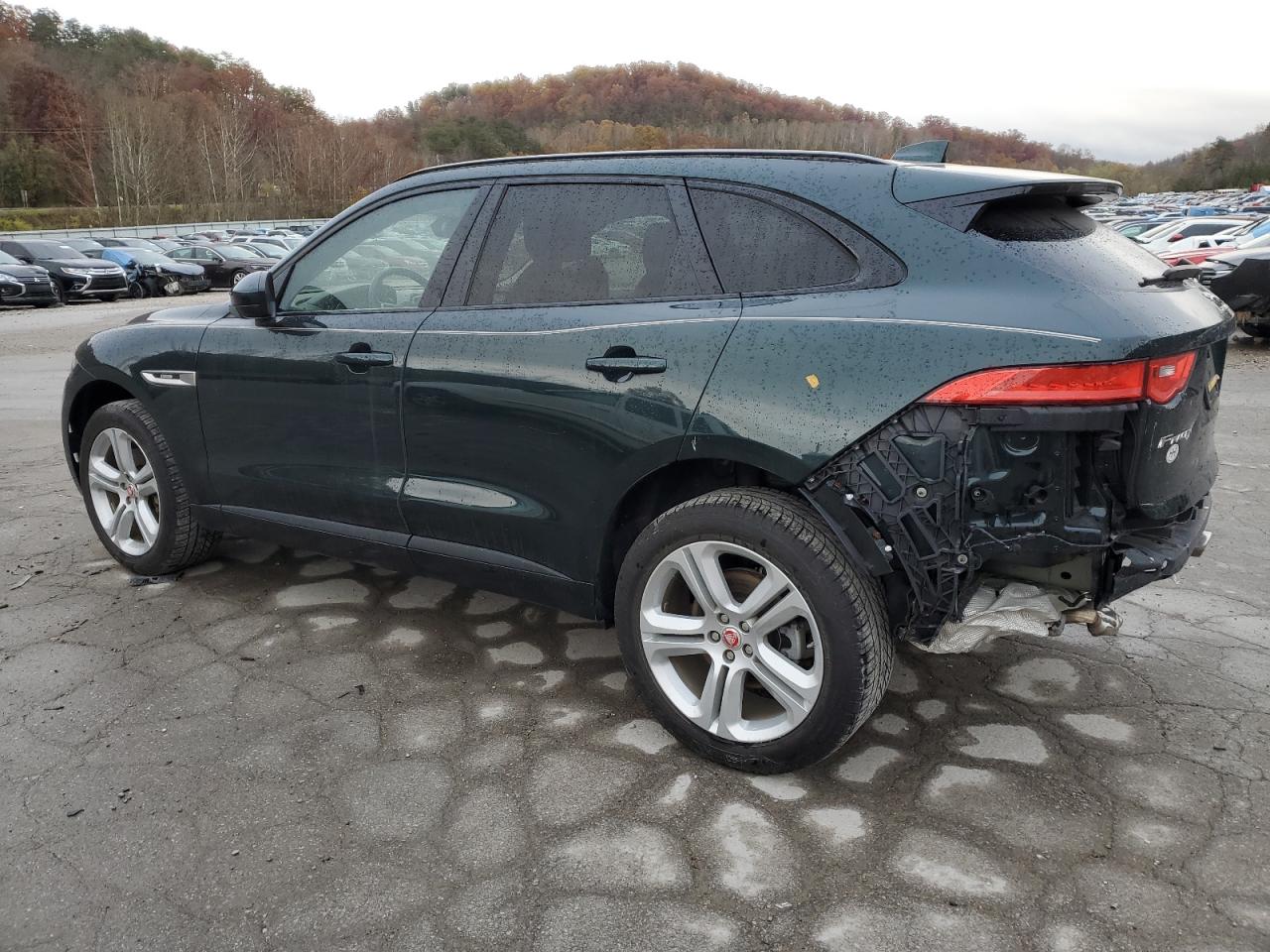 VIN SADCL2GX4JA288124 2018 JAGUAR F-PACE no.2