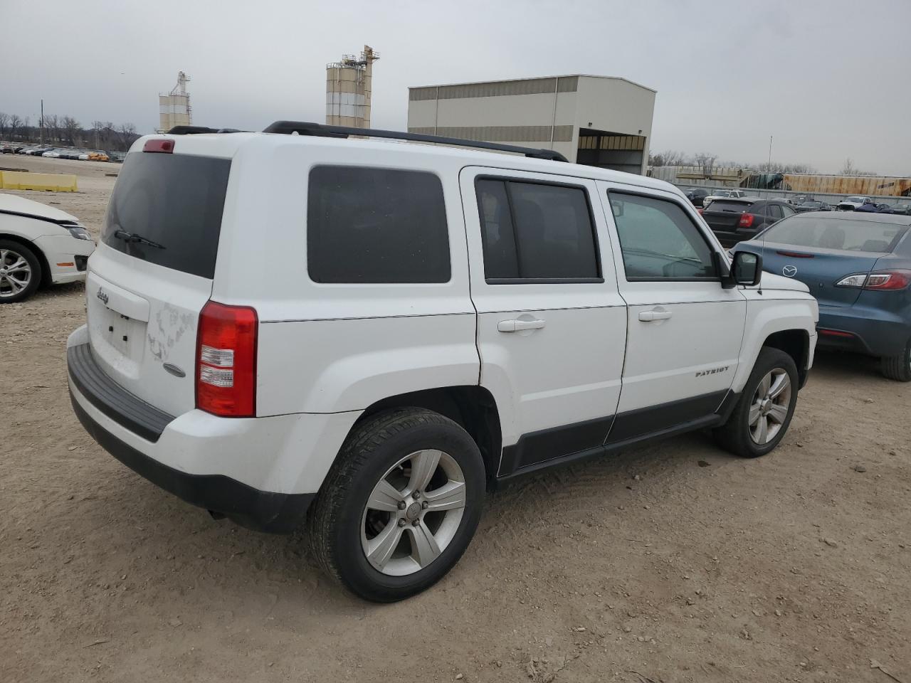2012 Jeep Liberty (Patriot) - Image 3