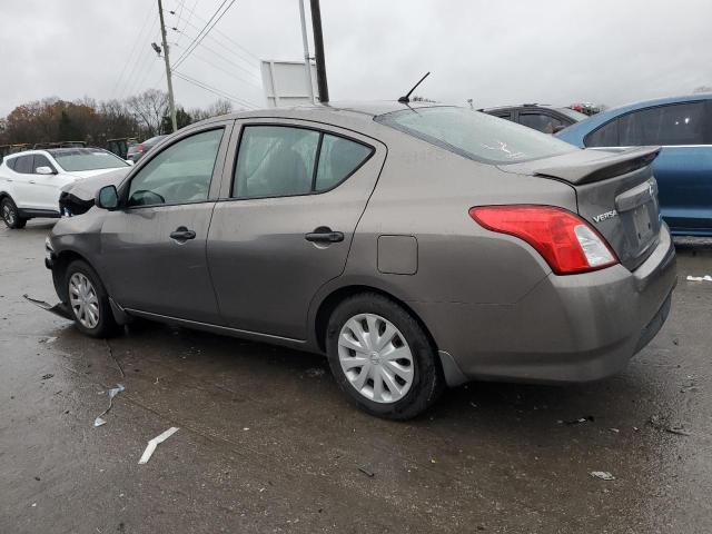 Седаны NISSAN VERSA 2015 Серый