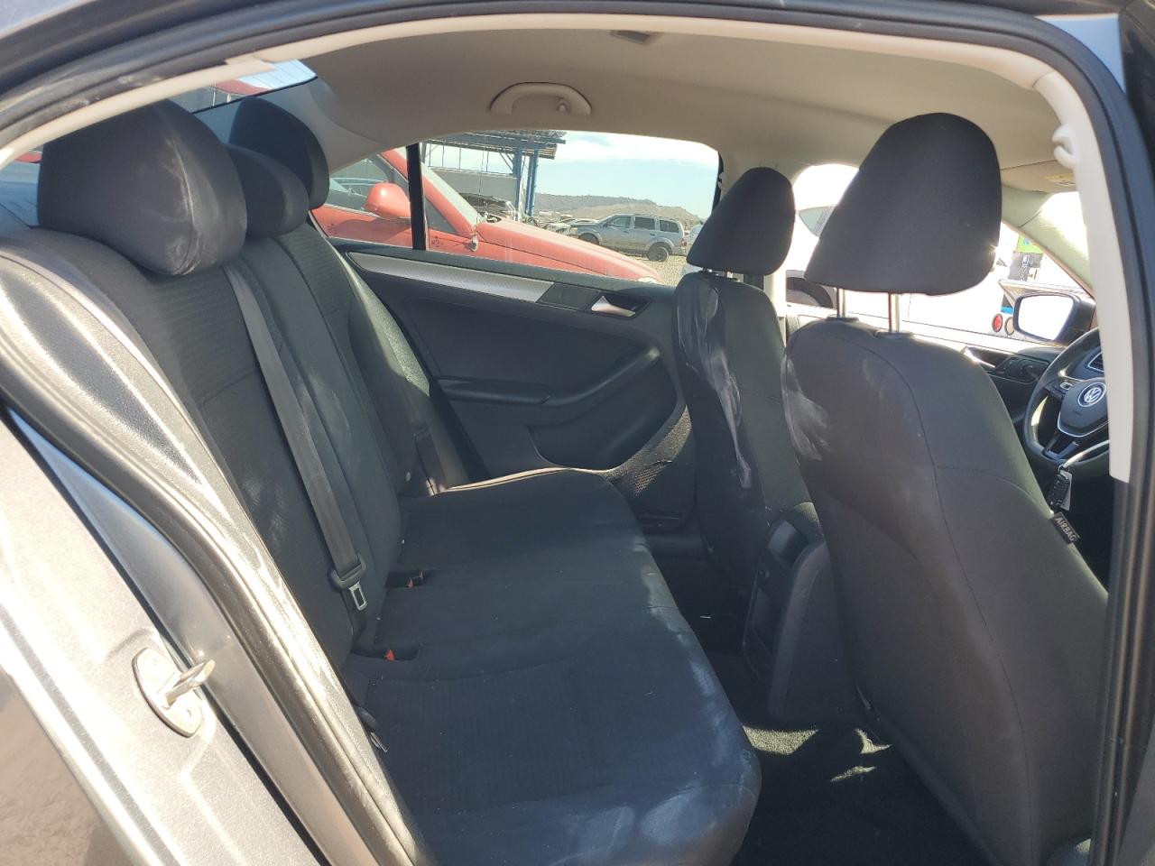 2016 Volkswagen Jetta - Image 10