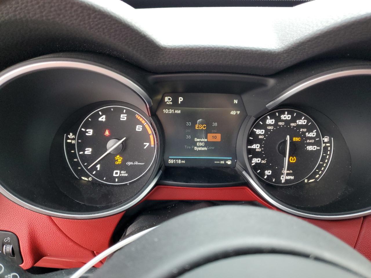 2019 Alfa Romeo Stelvio - Image 9
