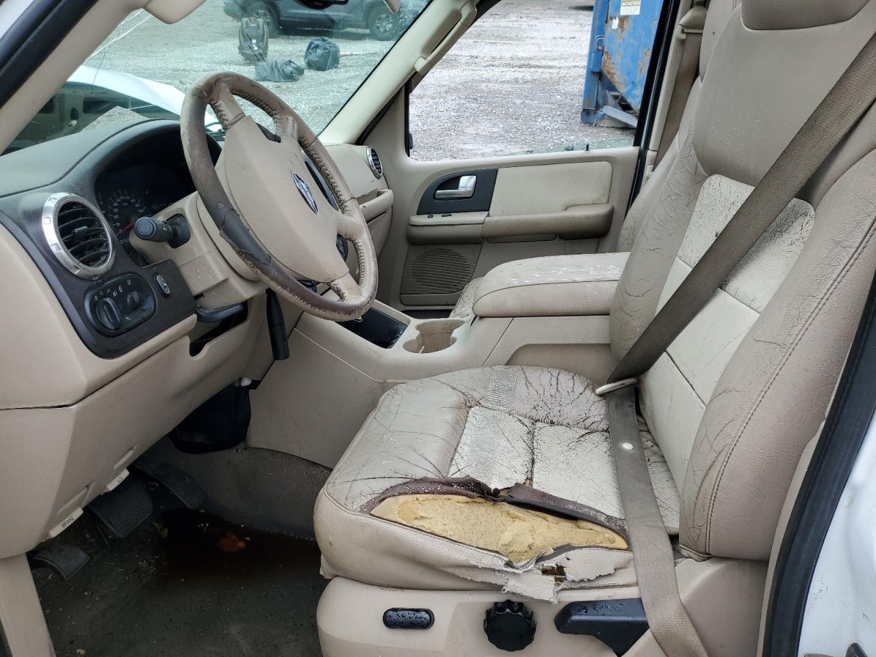 2003 Ford Expedition - Image 7