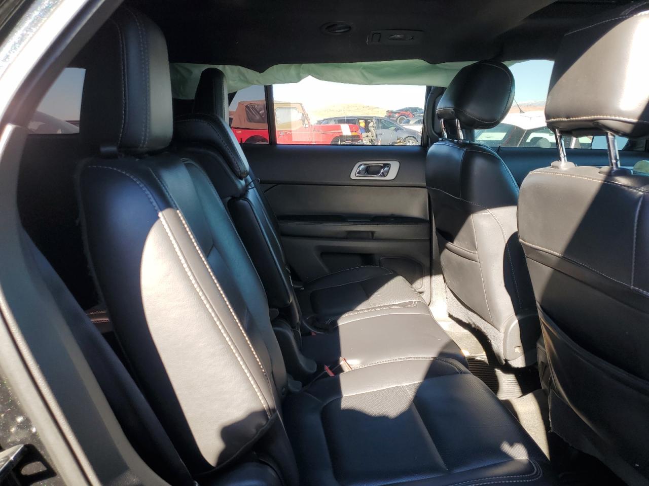 2014 Ford Explorer - Image 11