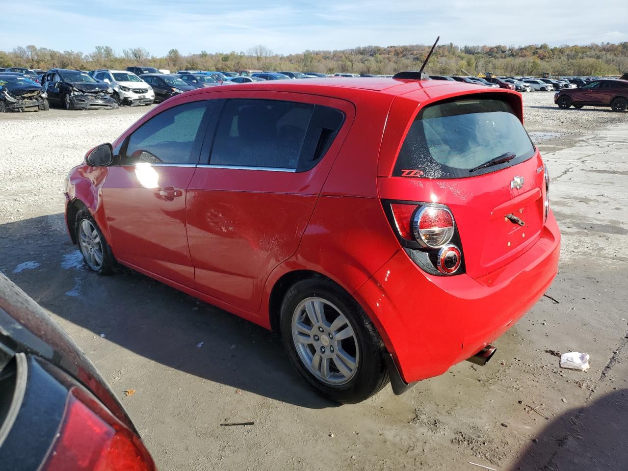 VIN 1G1JD6SB9F4161323 2015 CHEVROLET SONIC no.2