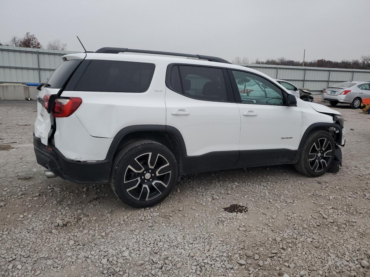 2019 GMC Acadia - Image 3
