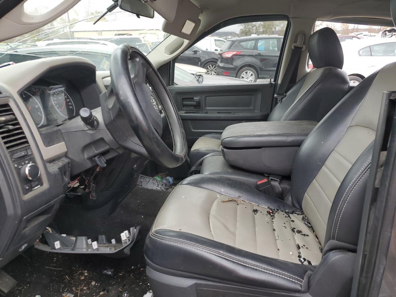 2010 Dodge RAM - Image 7