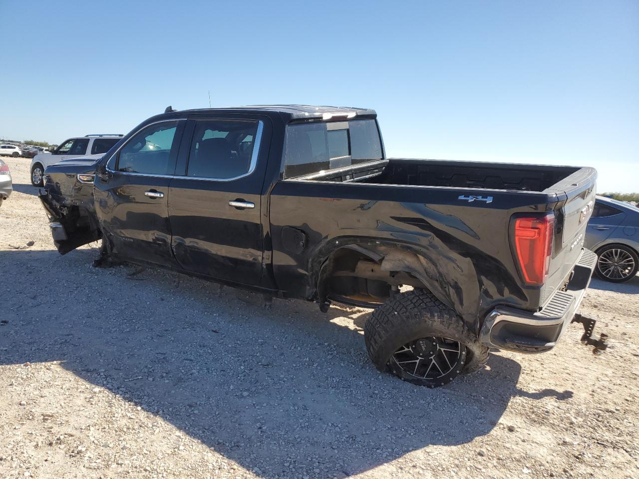 2019 GMC Sierra - Image 2