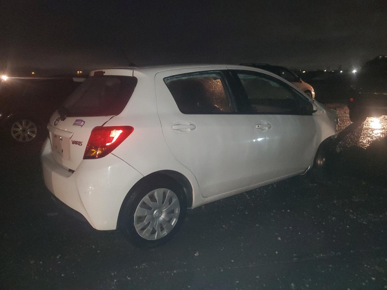 2016 Toyota Yaris - Image 3