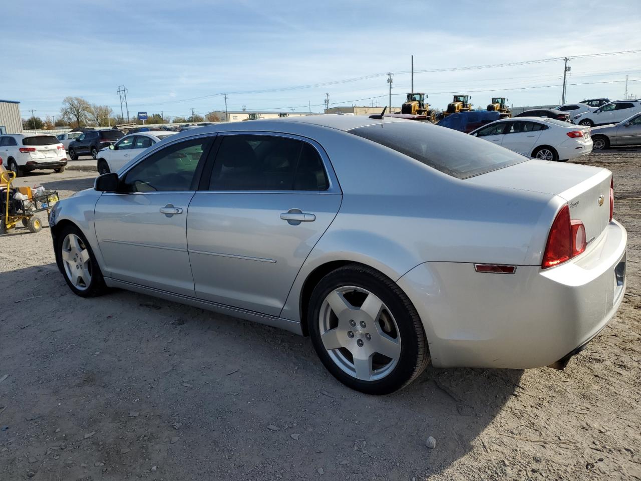 2009 Chevrolet Malibu - Image 2