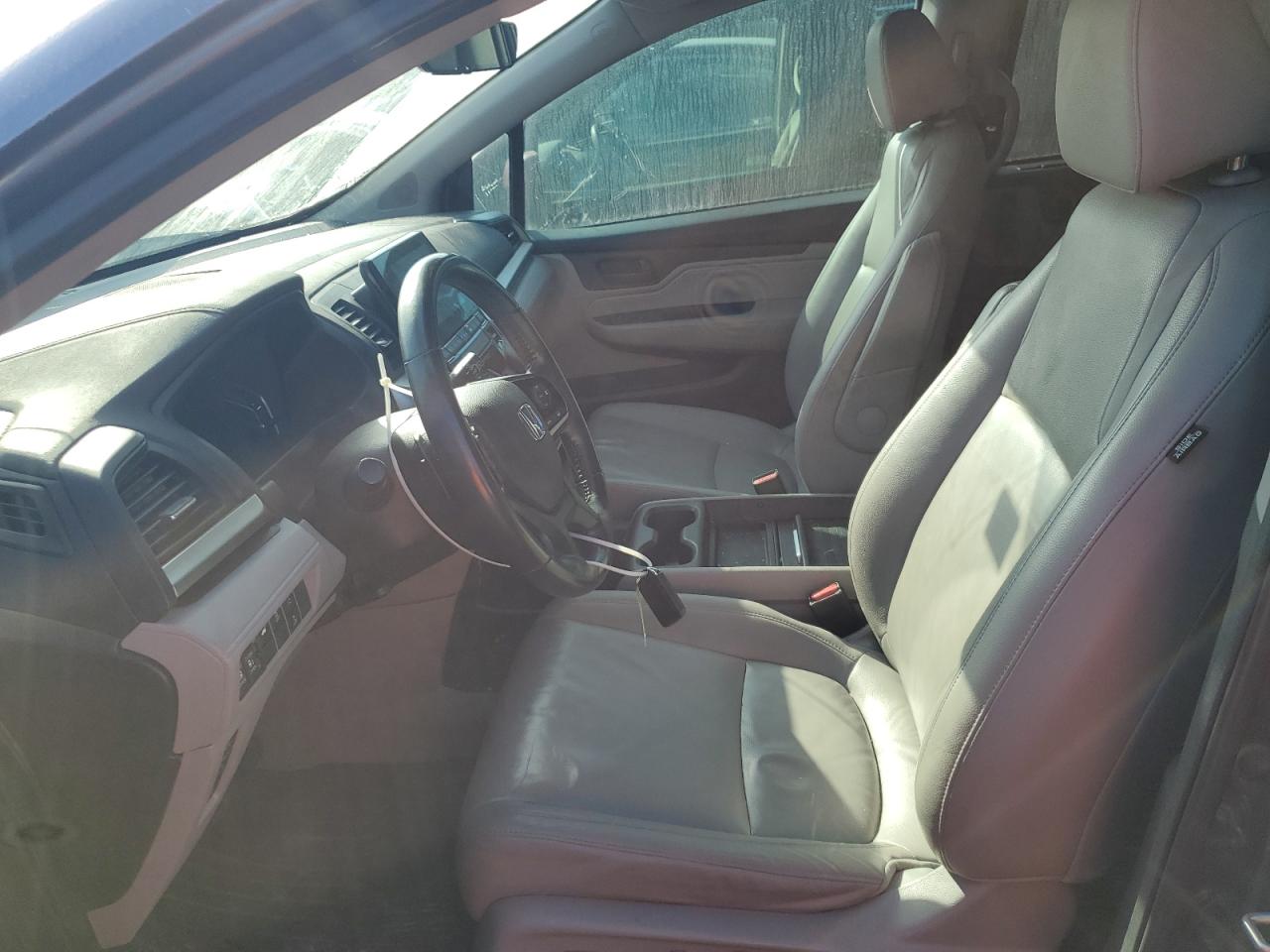 2018 Honda Odyssey - Image 7