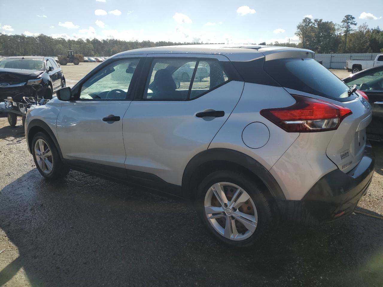 2020 Nissan Kicks - Image 2