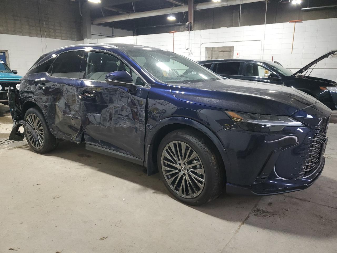 2024 Lexus RX - Image 4