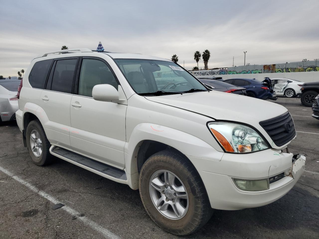 2004 Lexus GX - Image 4