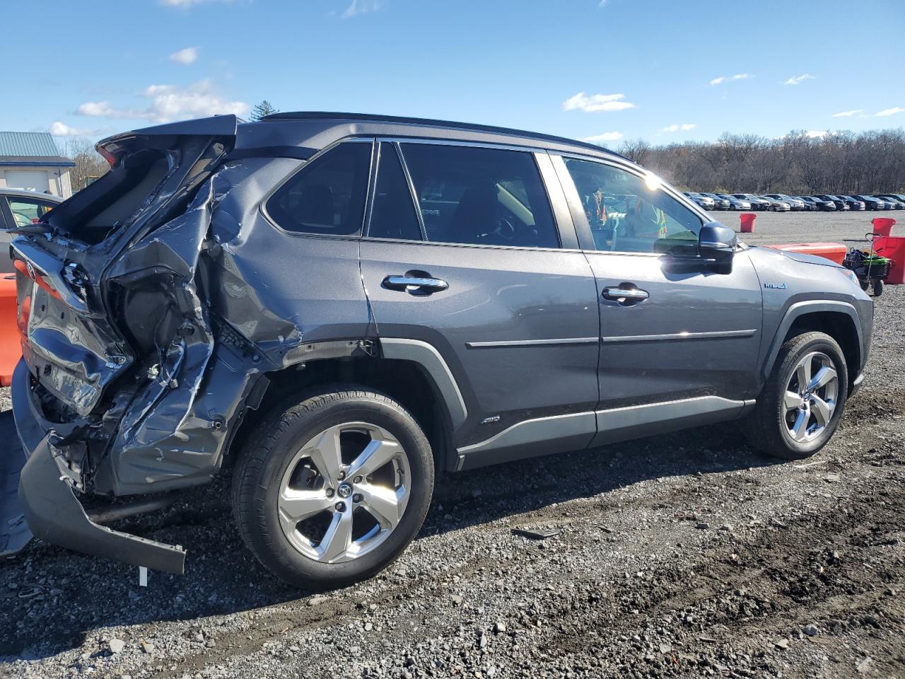 2019 Toyota RAV 4 - Image 3