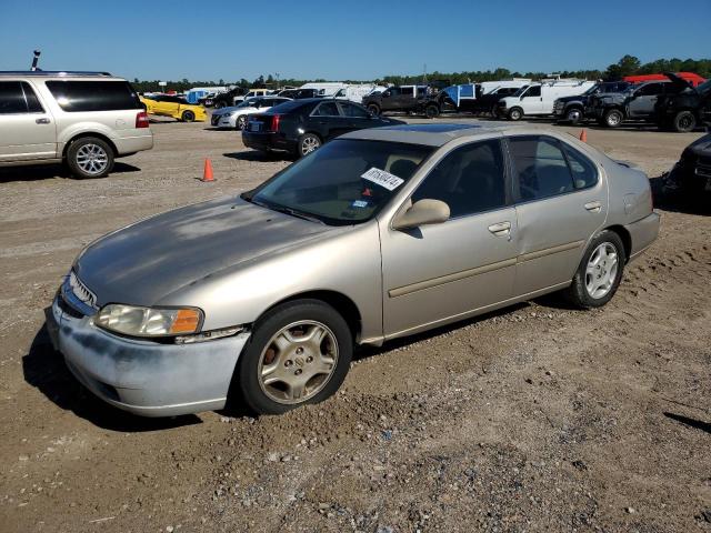 2000 Nissan Altima Xe