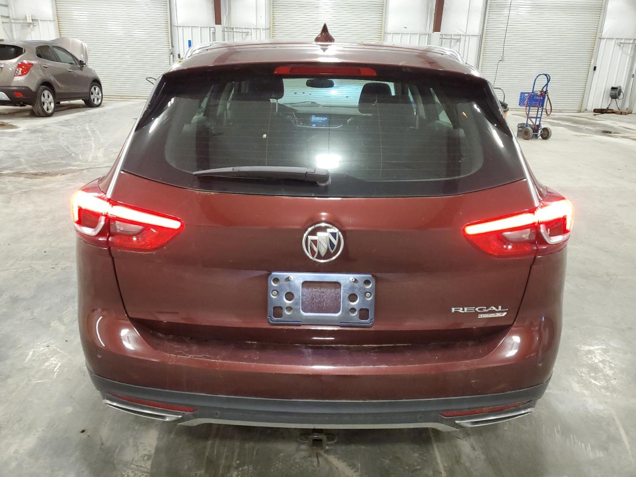 2019 Buick Regal Tourx Essence VIN: W04GV8SX4K1034474 Lot: 79699944