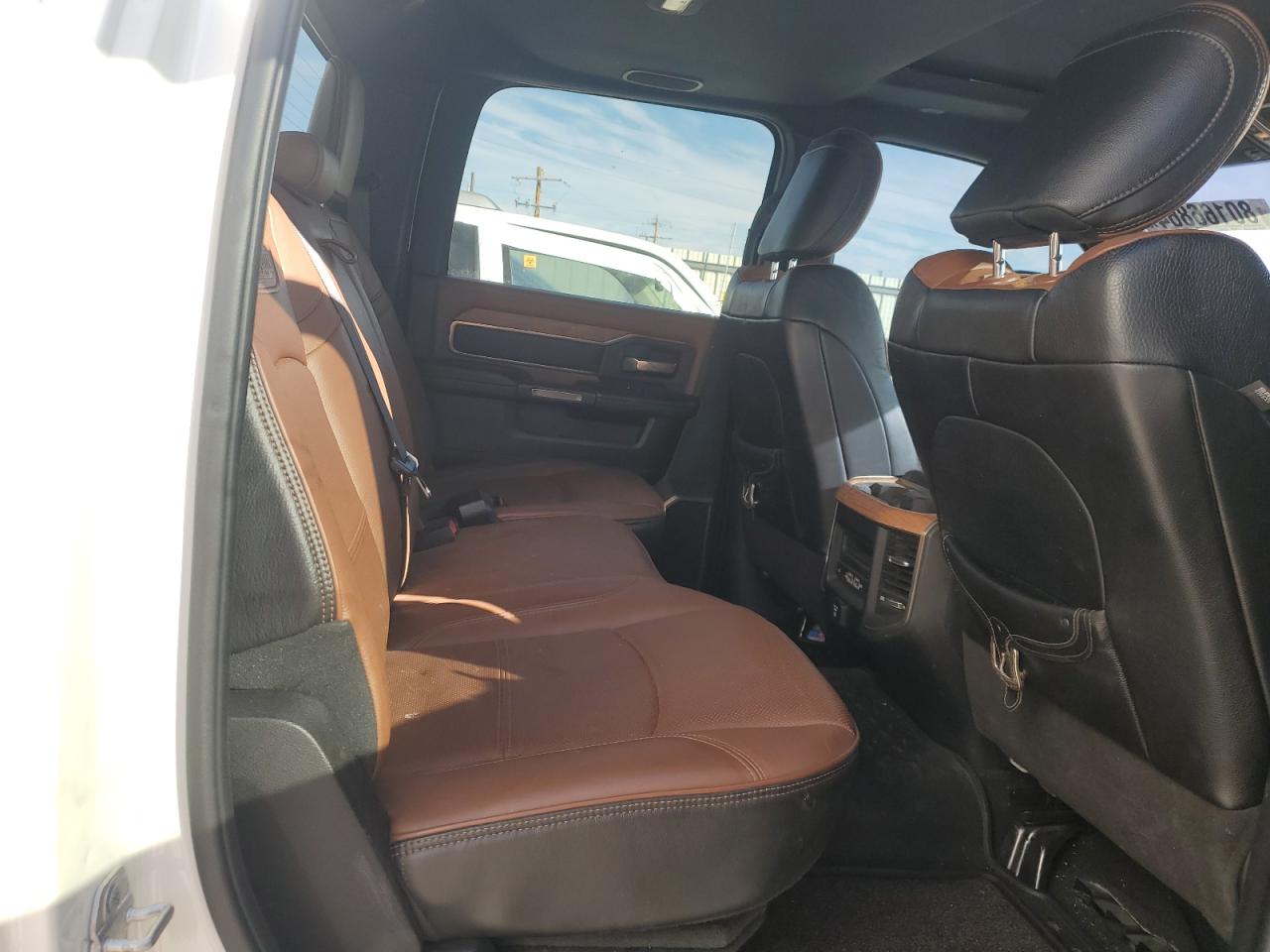 2019 RAM 2500 - Image 10