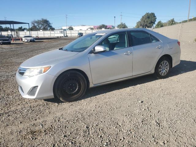  TOYOTA CAMRY 2012 Srebrny