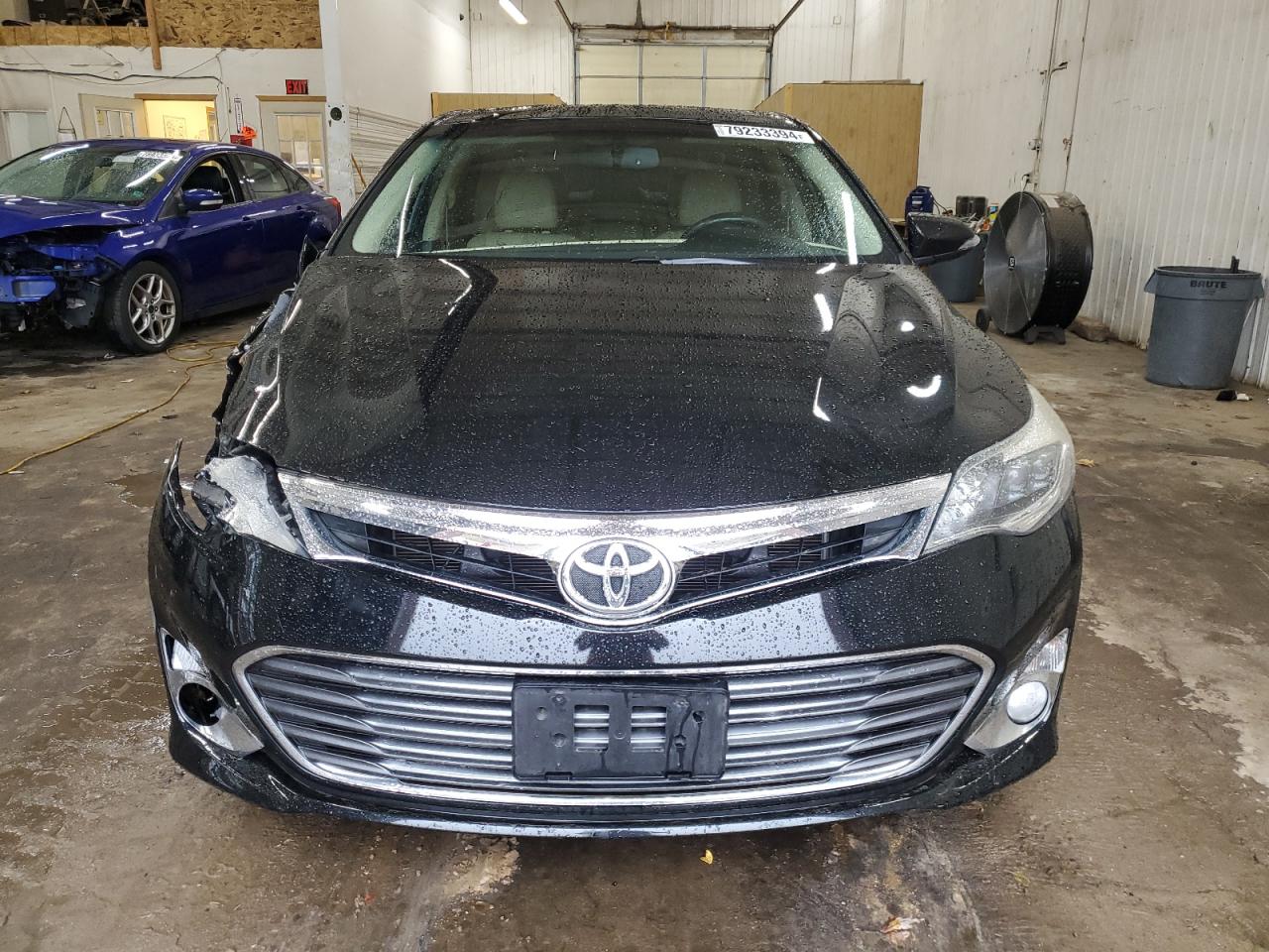 2013 Toyota Avalon - Image 5