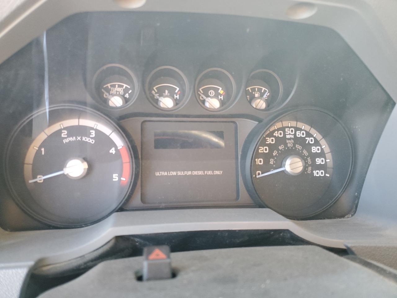 2011 Ford F250 - Image 9