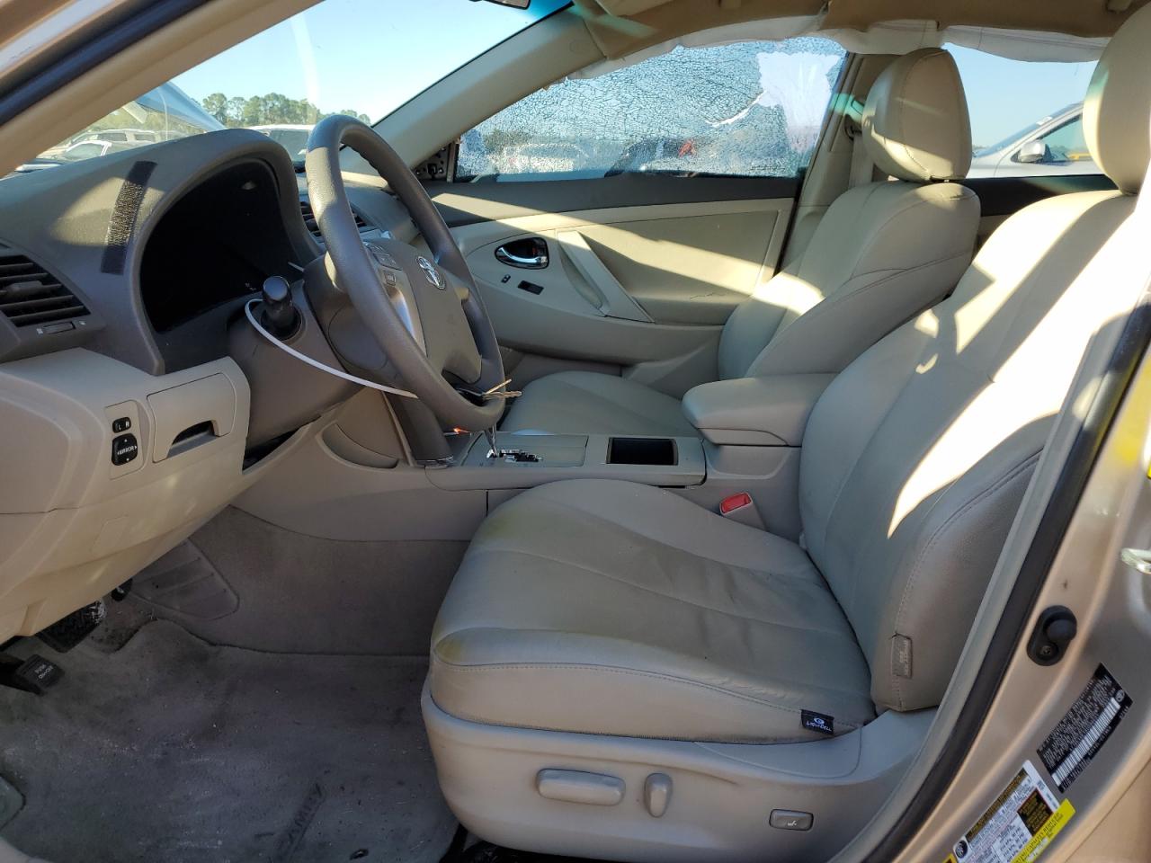 2009 Toyota Camry - Image 7