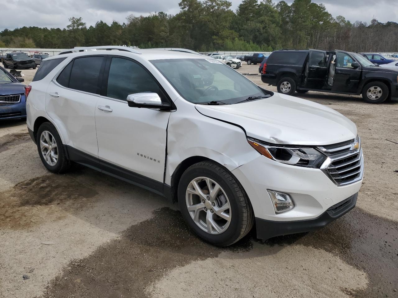 2021 Chevrolet Equinox - Image 4