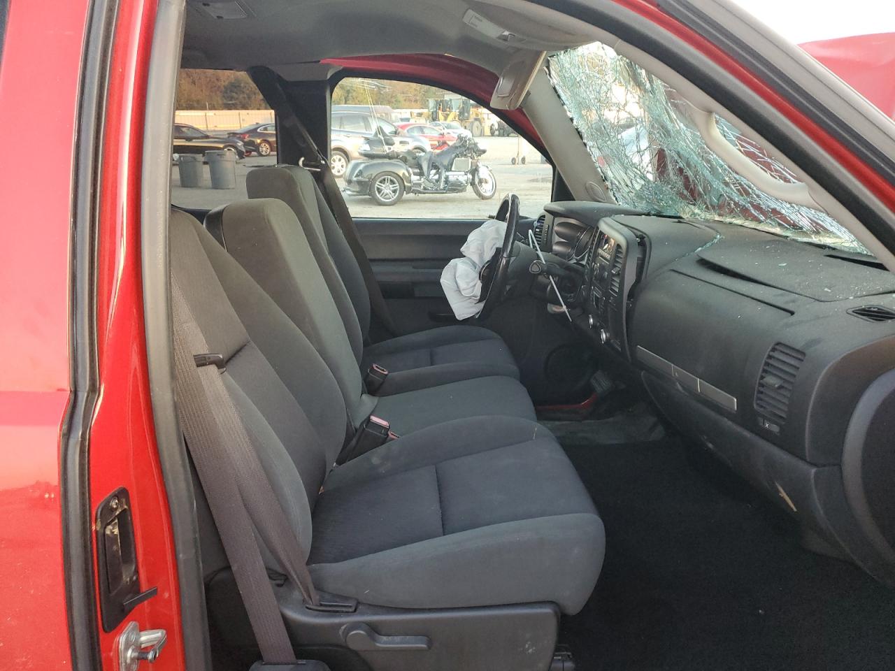 2009 Chevrolet Silverado - Image 7