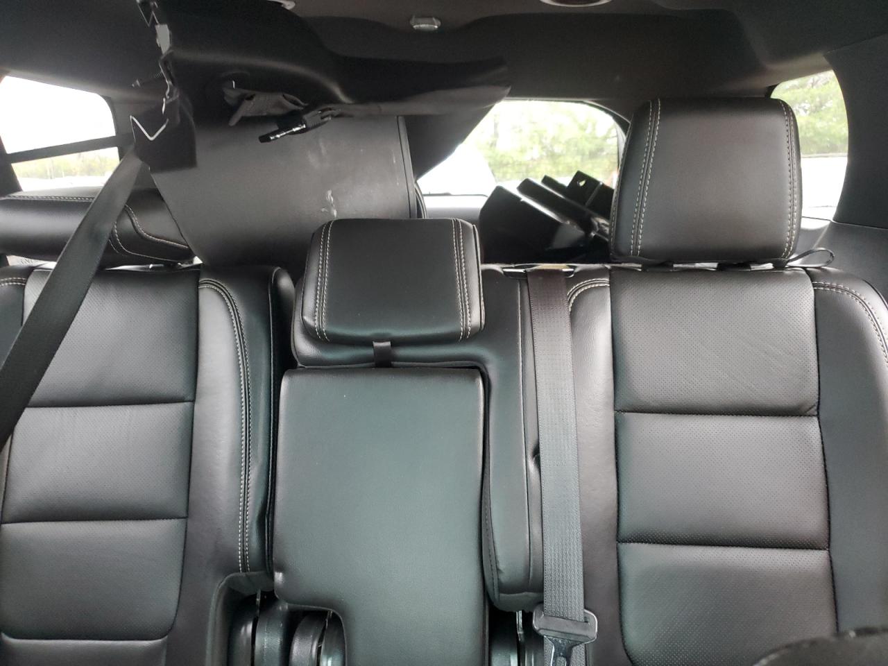 2014 Ford Explorer - Image 10