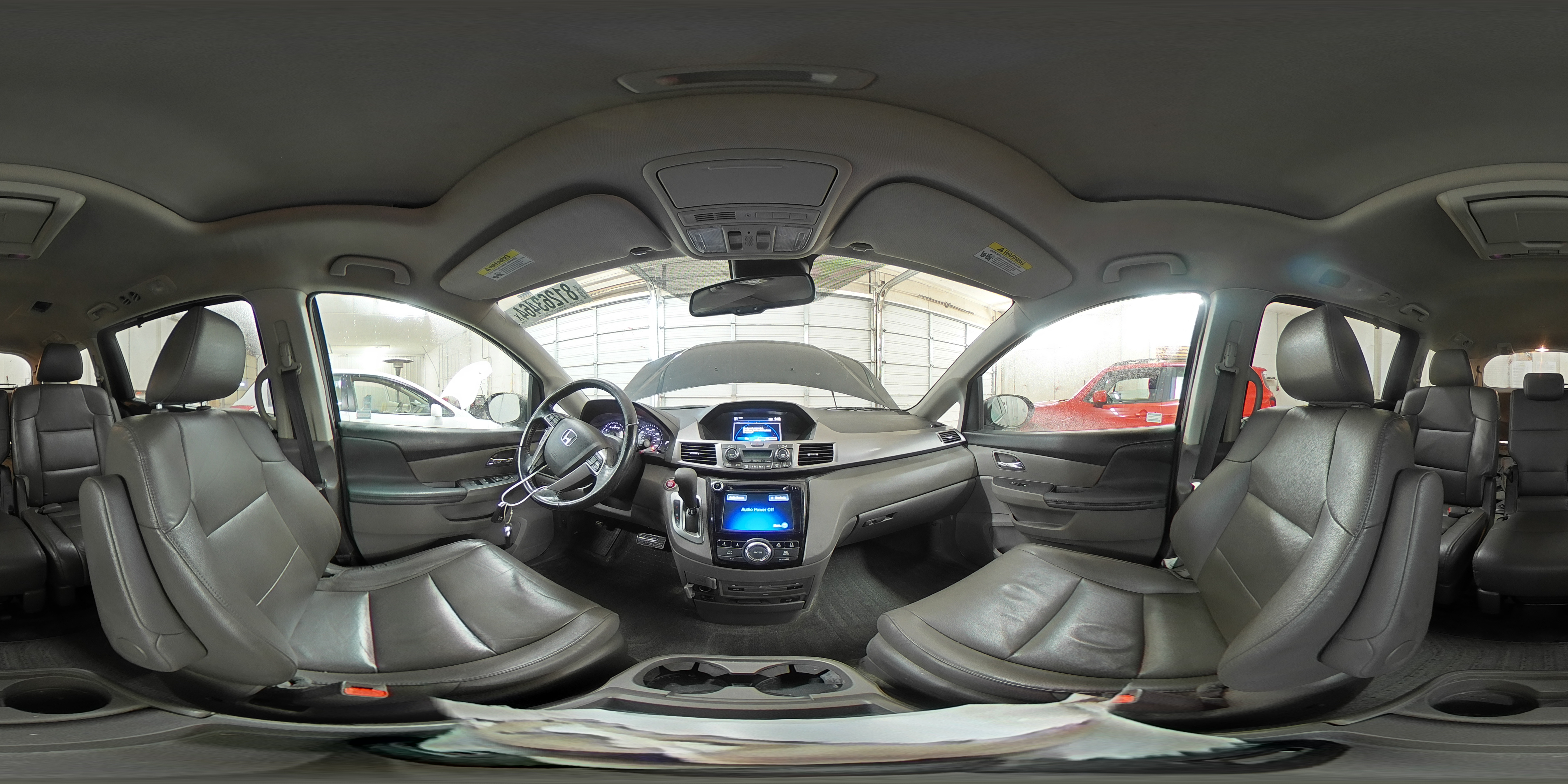 2015 Honda Odyssey - Image 15