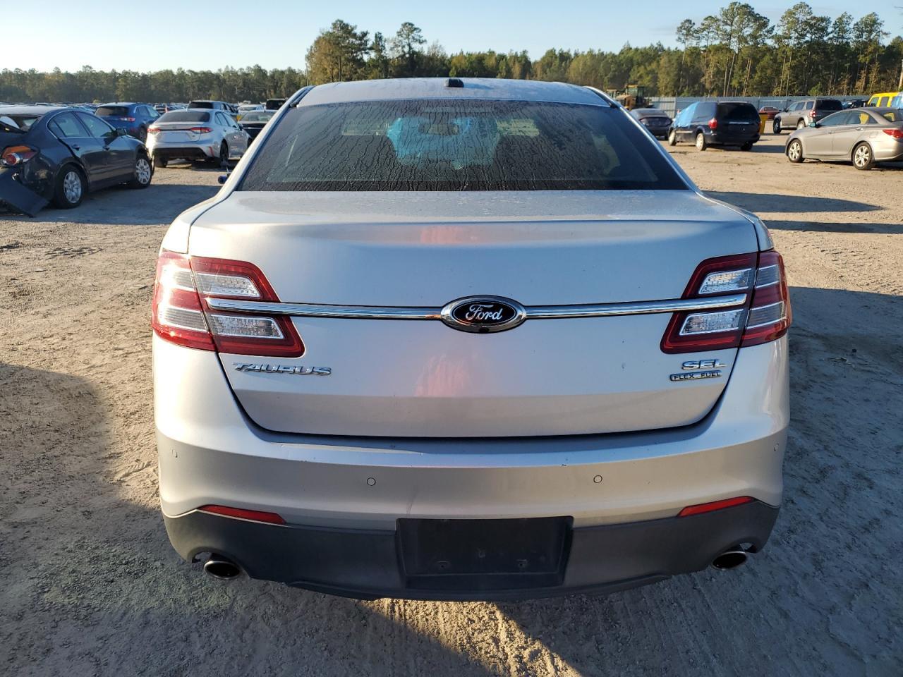 2017 Ford Taurus Sel VIN: 1FAHP2E8XHG105470 Lot: 79902044