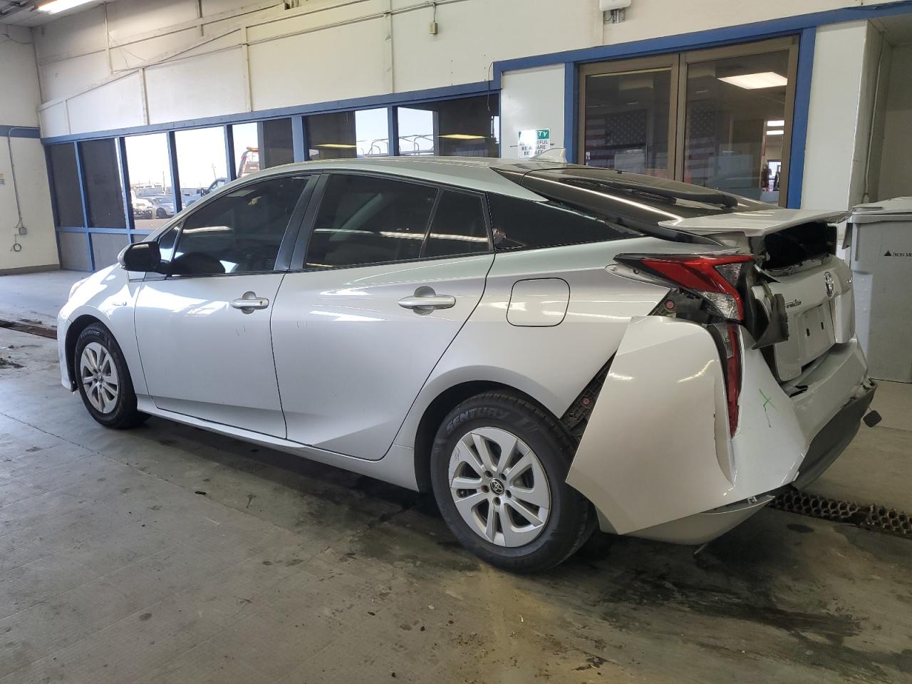 VIN JTDKBRFU9H3028357 2017 TOYOTA PRIUS no.2