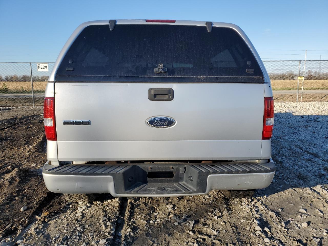2005 Ford F-150 - Image 6