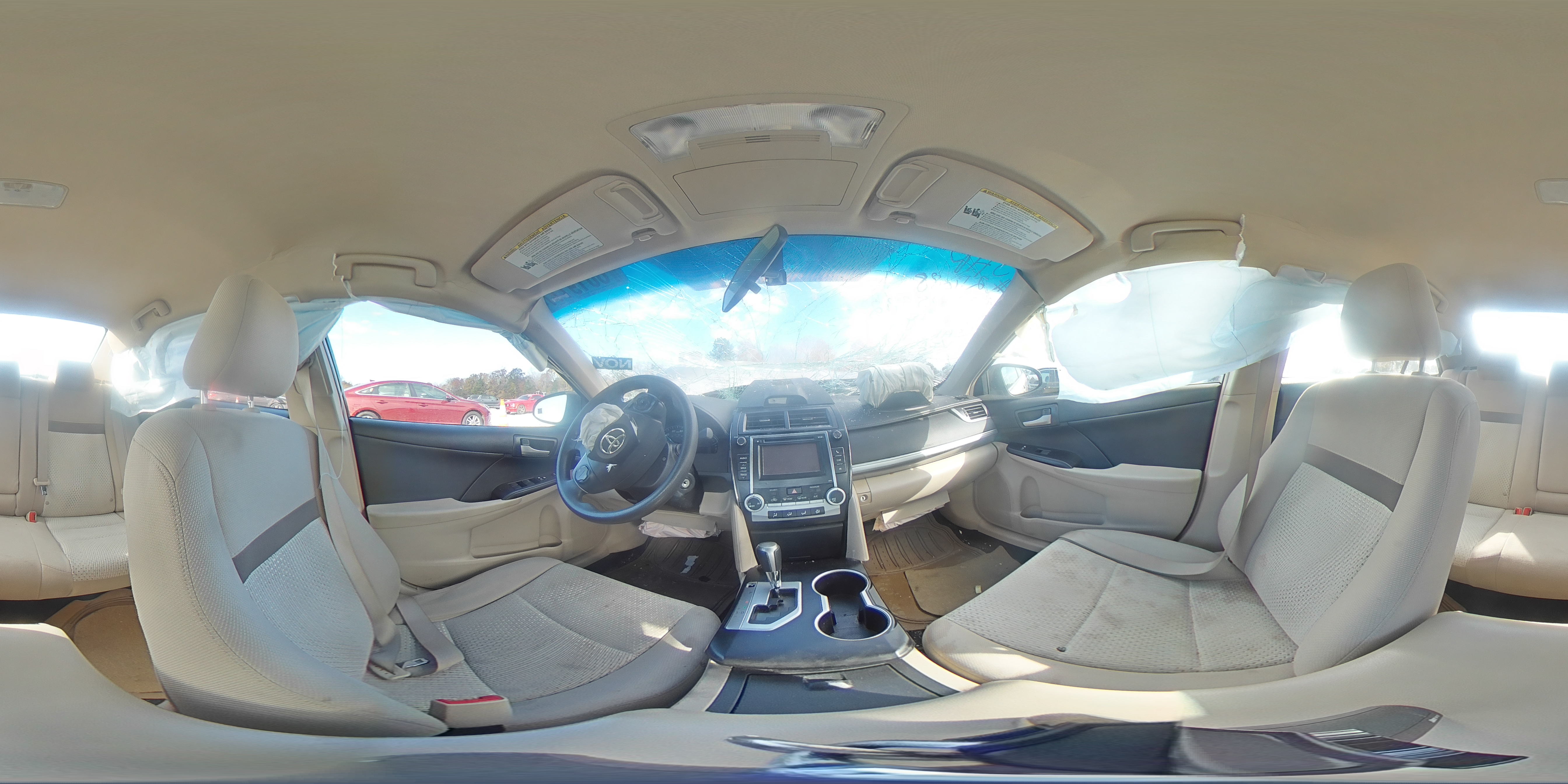 2013 Toyota Camry - Image 12