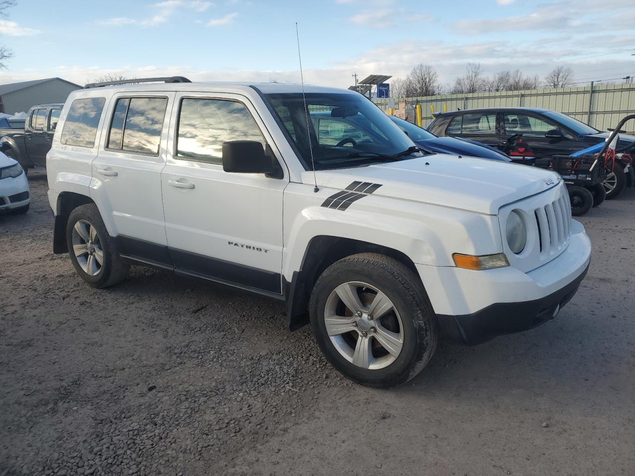 2012 Jeep Liberty (Patriot) - Image 4