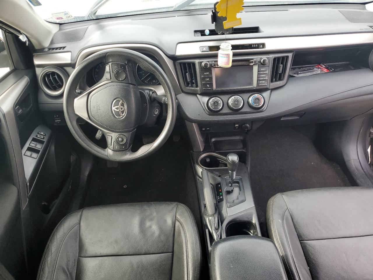 VIN JTMZFREV3HJ701815 2017 TOYOTA RAV4 no.8