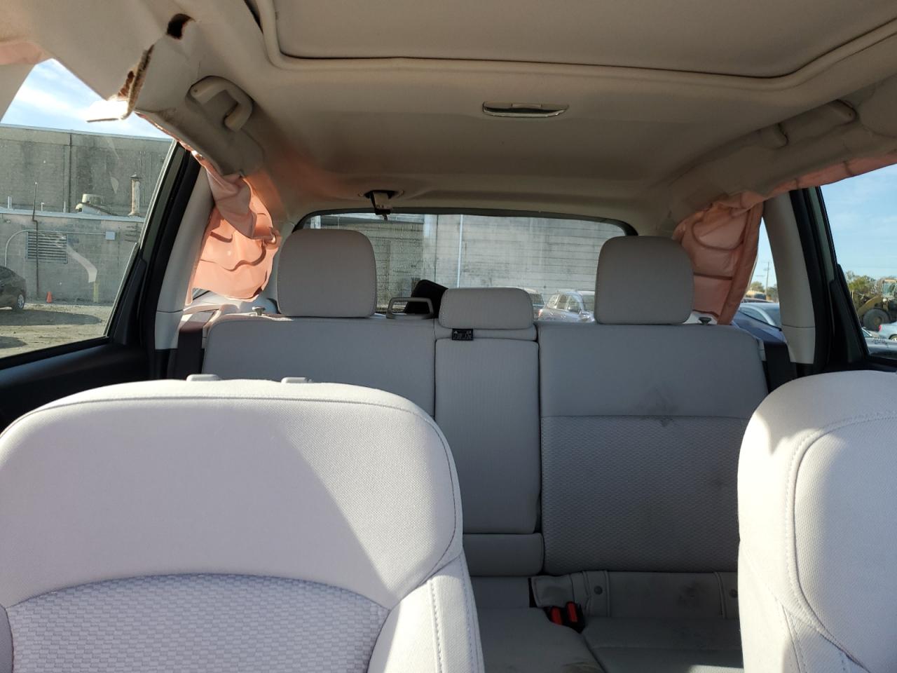 2017 Subaru Forester - Image 10
