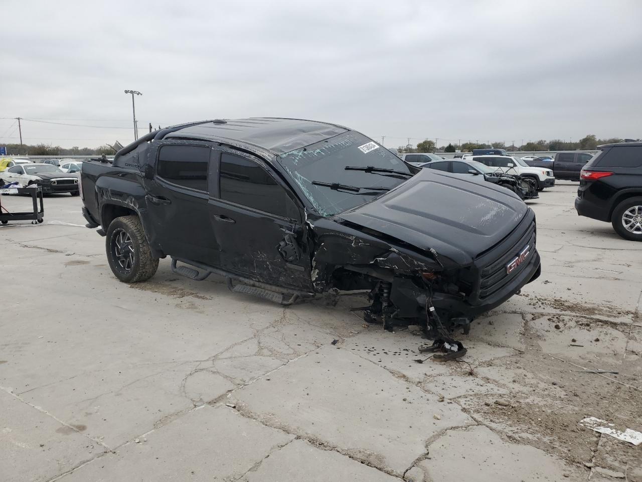 2018 GMC Canyon - Image 4