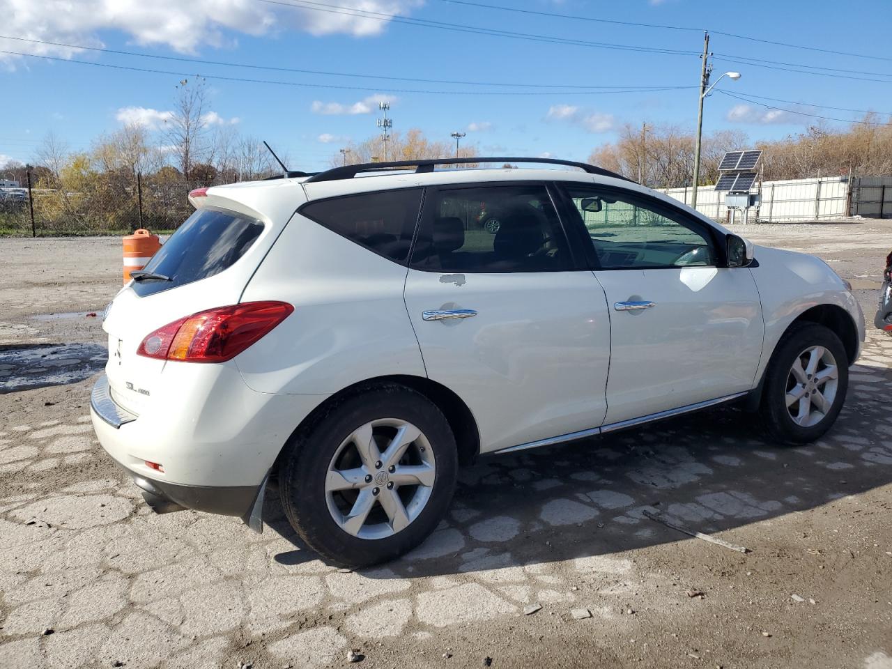 2010 Nissan Murano - Image 3