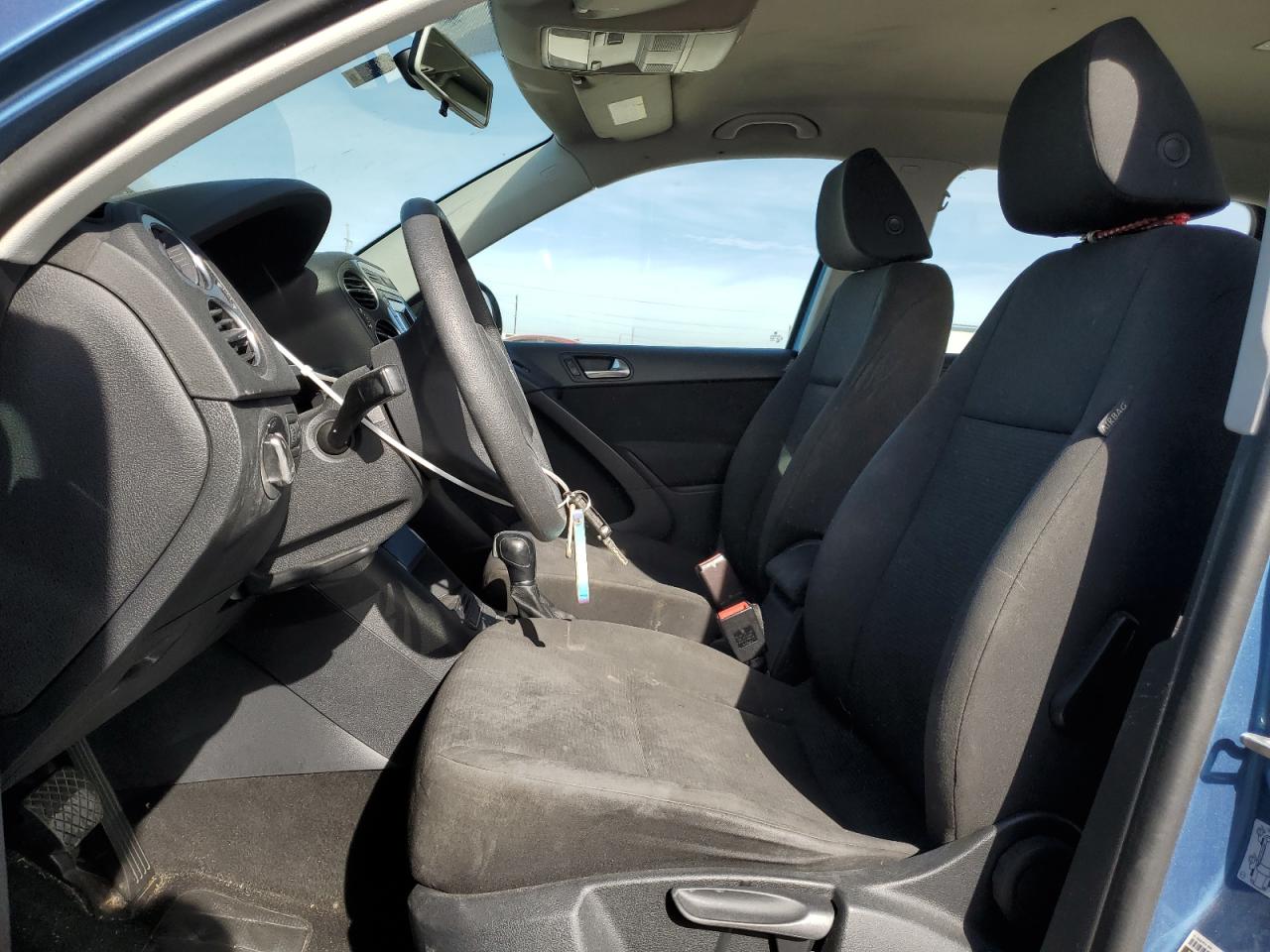 2017 Volkswagen Tiguan - Image 7