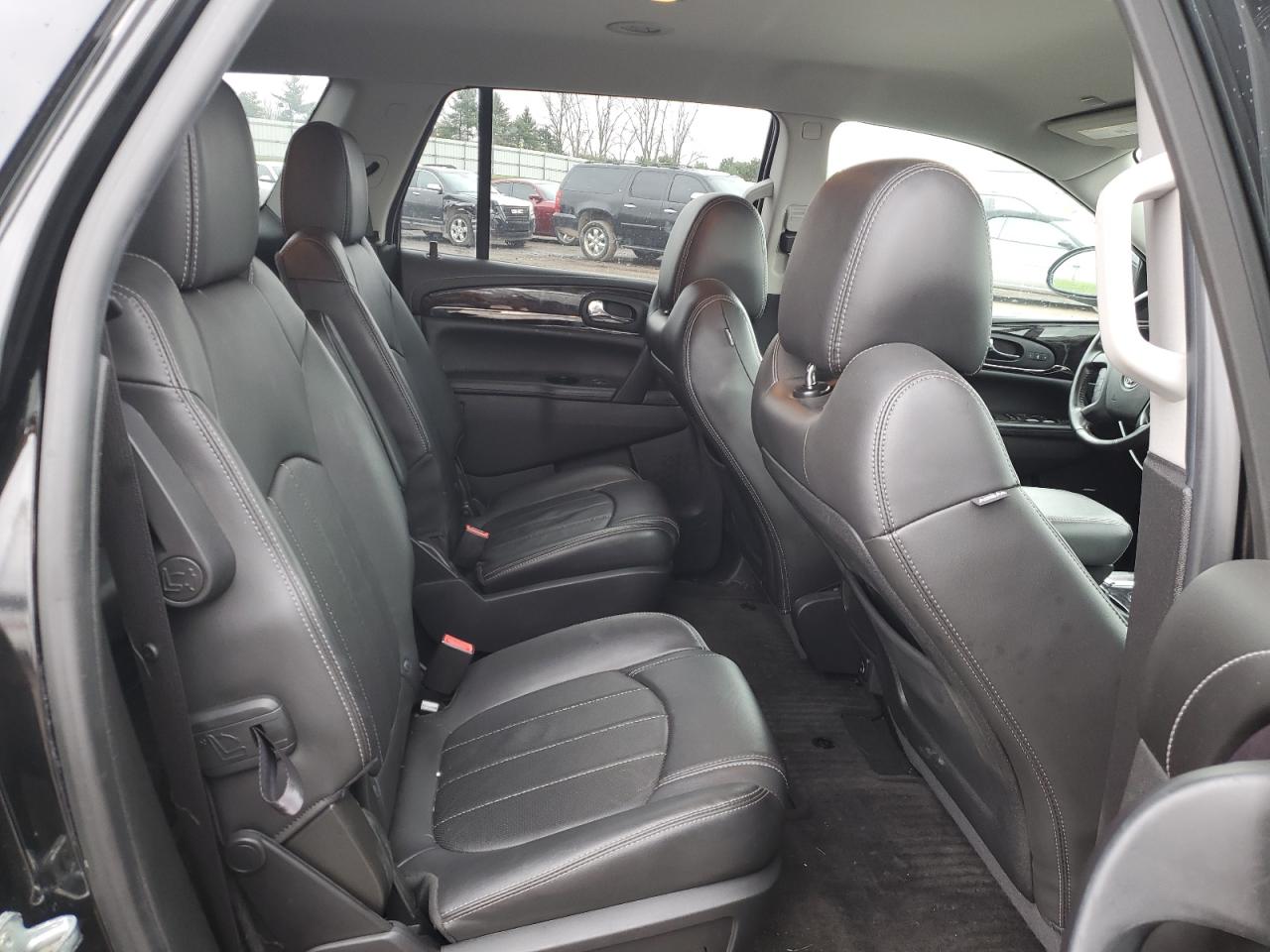 2017 Buick Enclave - Image 11