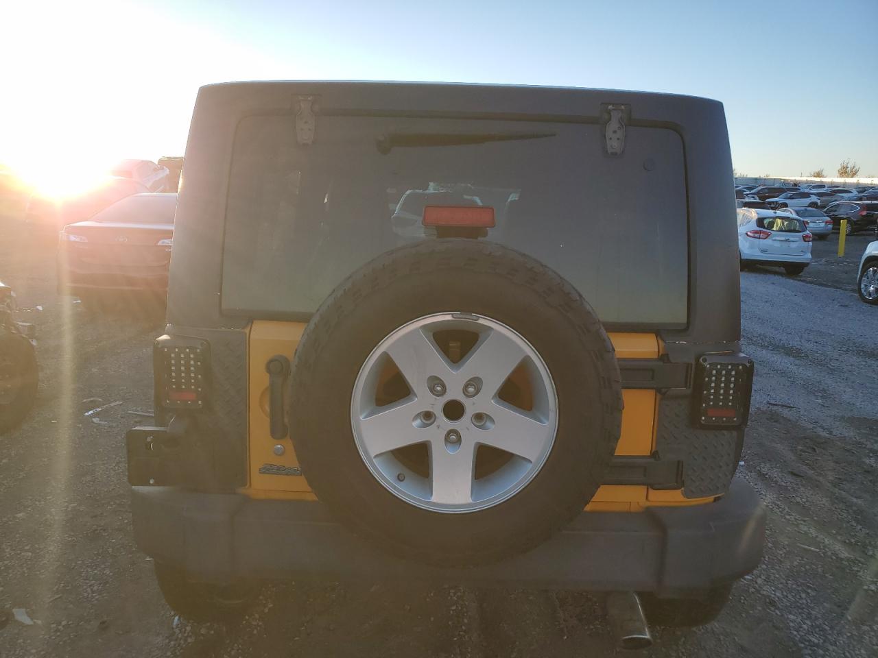 2012 Jeep Wrangler Unlimited Sport VIN: 1C4HJWDG5CL141806 Lot: 81625874