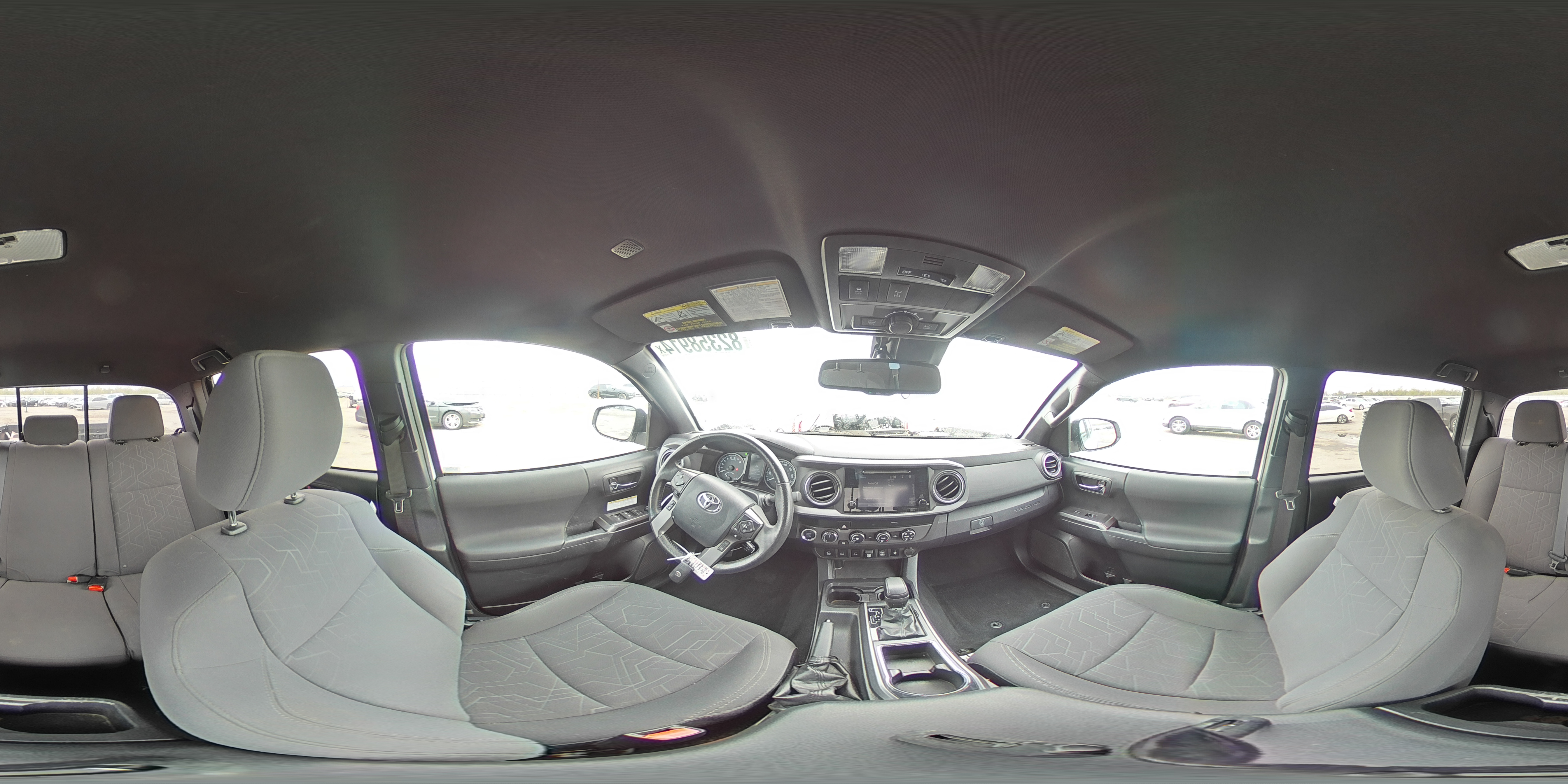 2019 Toyota Tacoma - Image 13