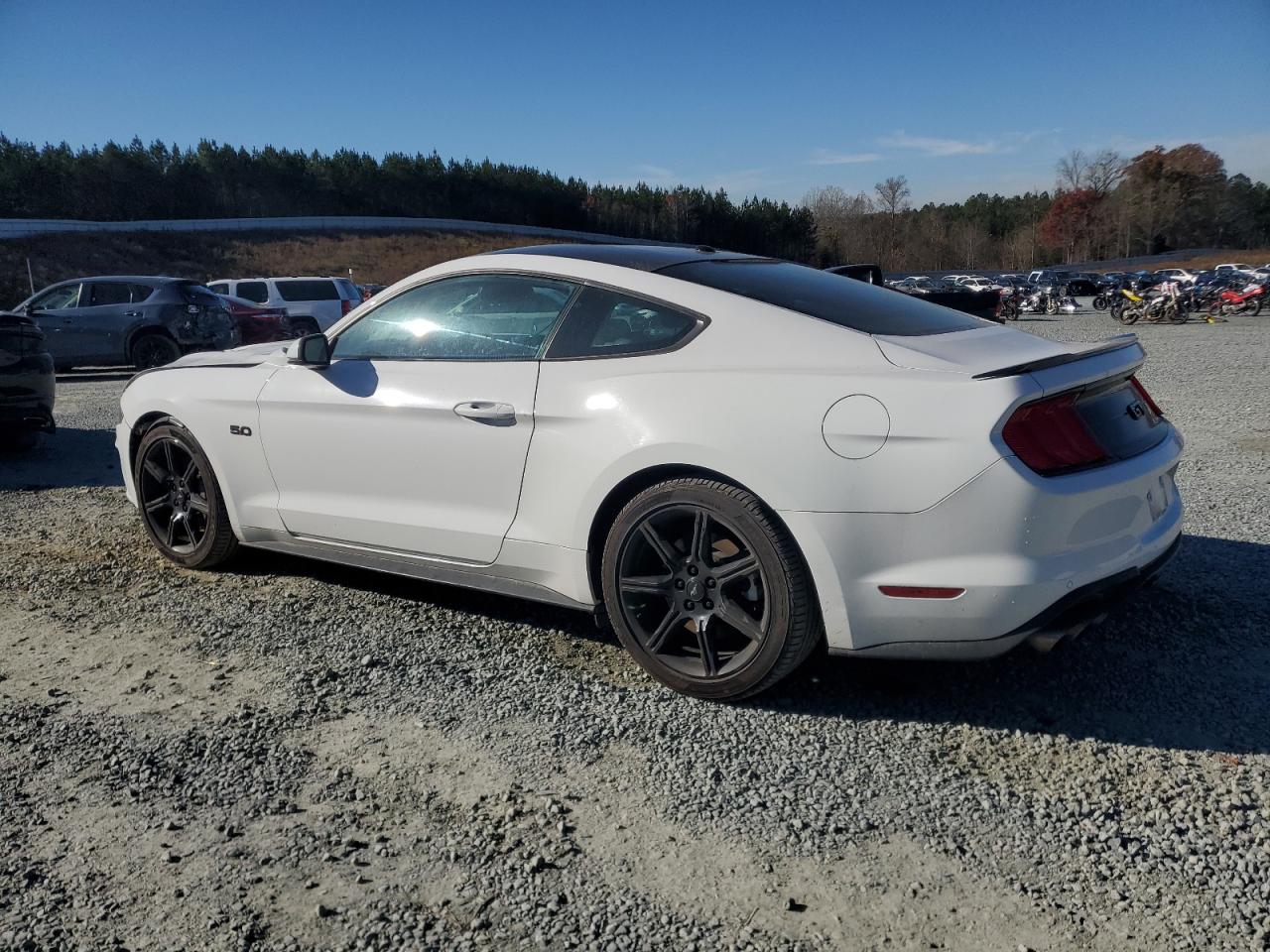2019 Ford Mustang - Image 2