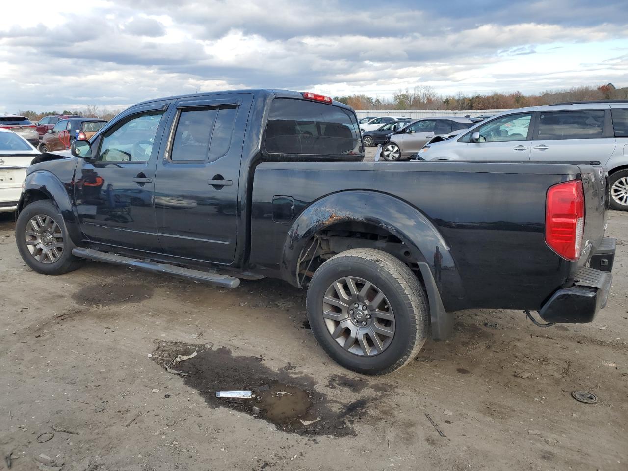 2012 Nissan Navara (Frontier) - Image 2