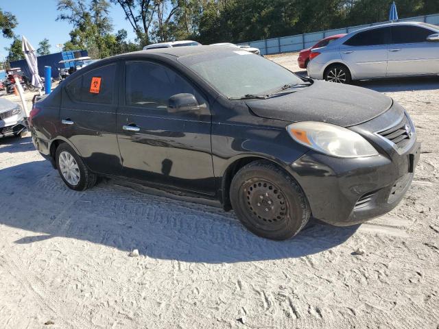  NISSAN VERSA 2013 Czarny